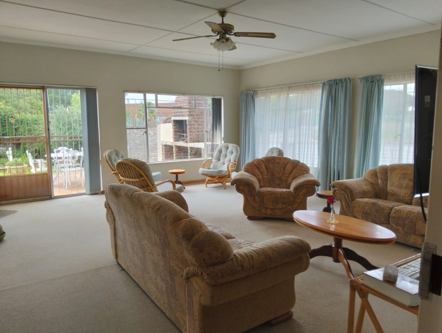 6 Bedroom Property for Sale in Colesberg Northern Cape